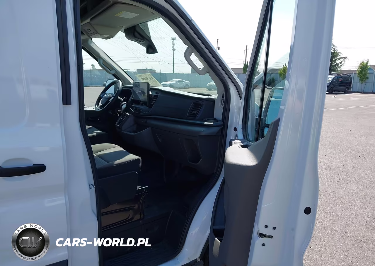 2025 Ford Transit-250 VIN:1FTBR2X80SKA70398 - 5