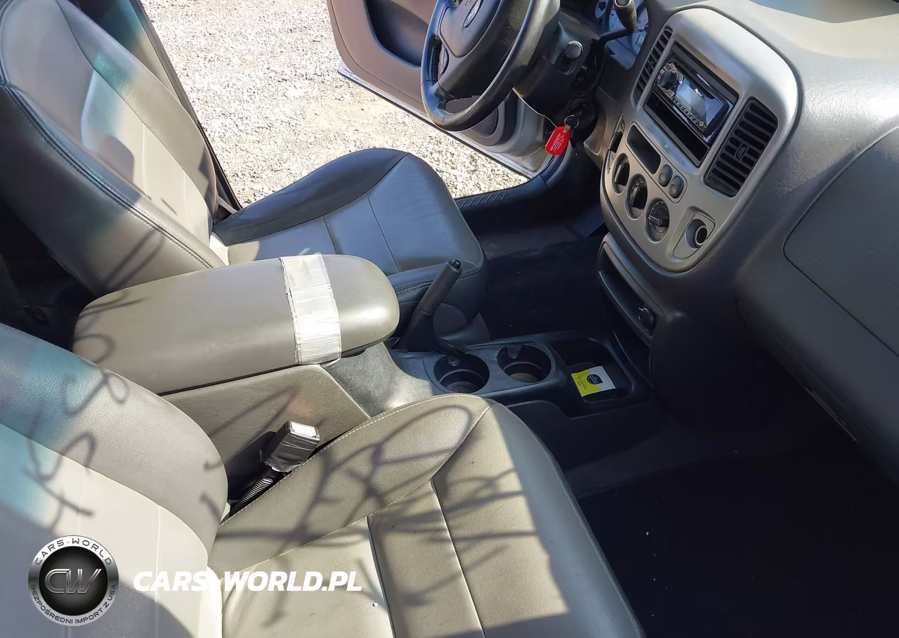 2004 Ford Escape Xlt VIN:1FMYU93164KB06099 - 5