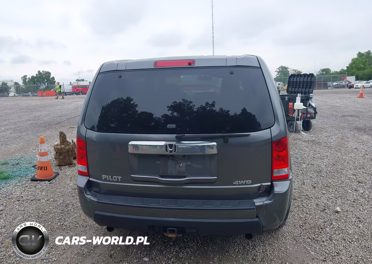 2011 Honda Pilot Lx VIN:5FNYF4H24BB055991 - 17