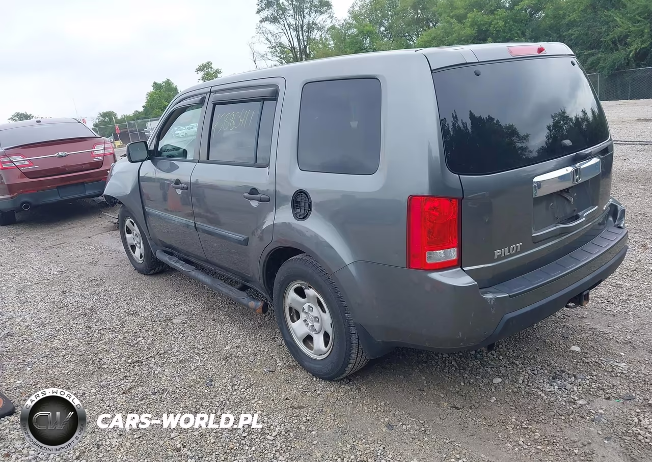 2011 Honda Pilot Lx VIN:5FNYF4H24BB055991 - 3