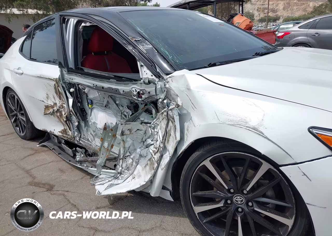 2020 Toyota Camry Xse VIN:4T1K61AK6LU378183 - 6