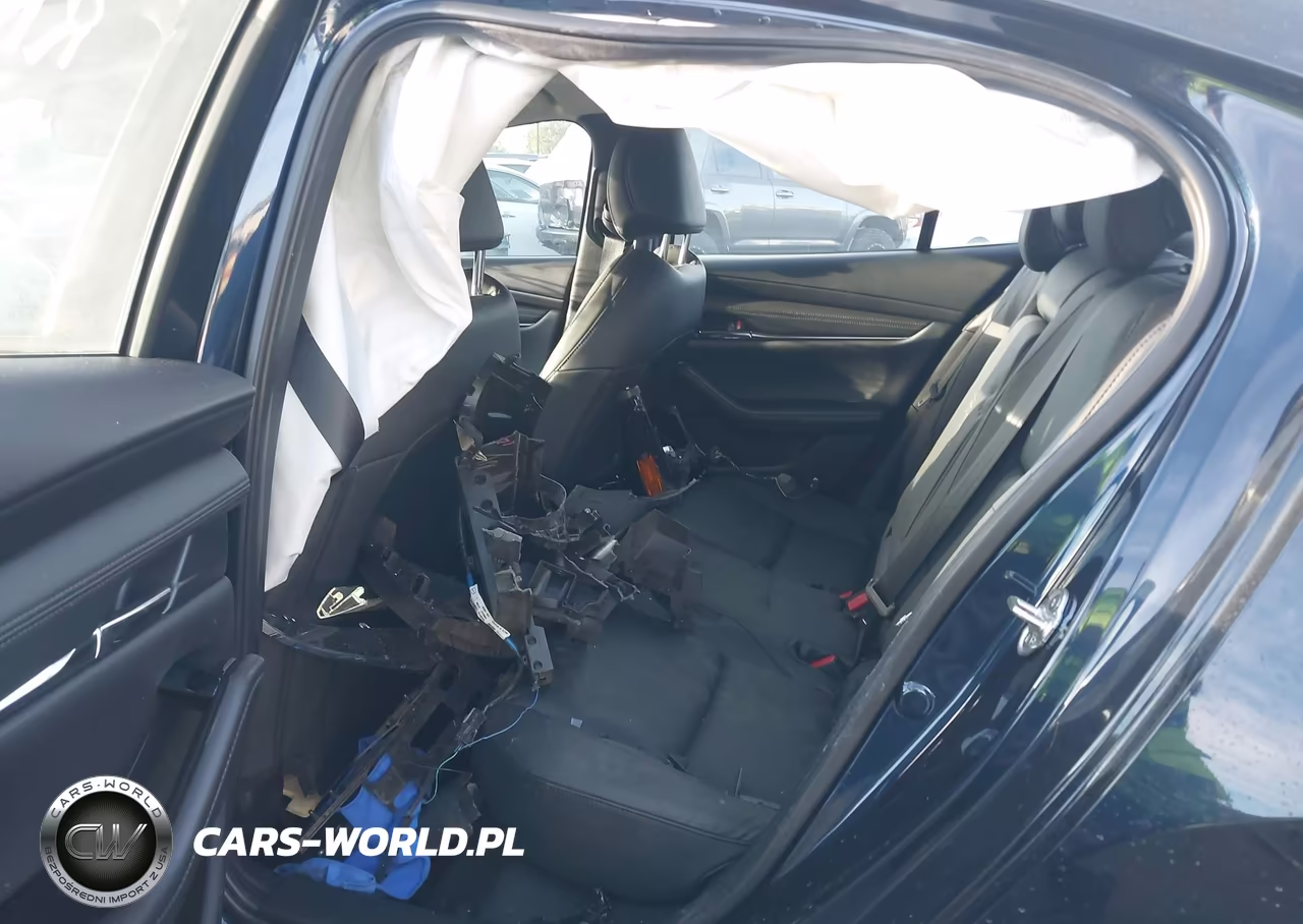 2024 Mazda Mazda3 2.5 S Preferred VIN:3MZBPACM6RM402332 - 8