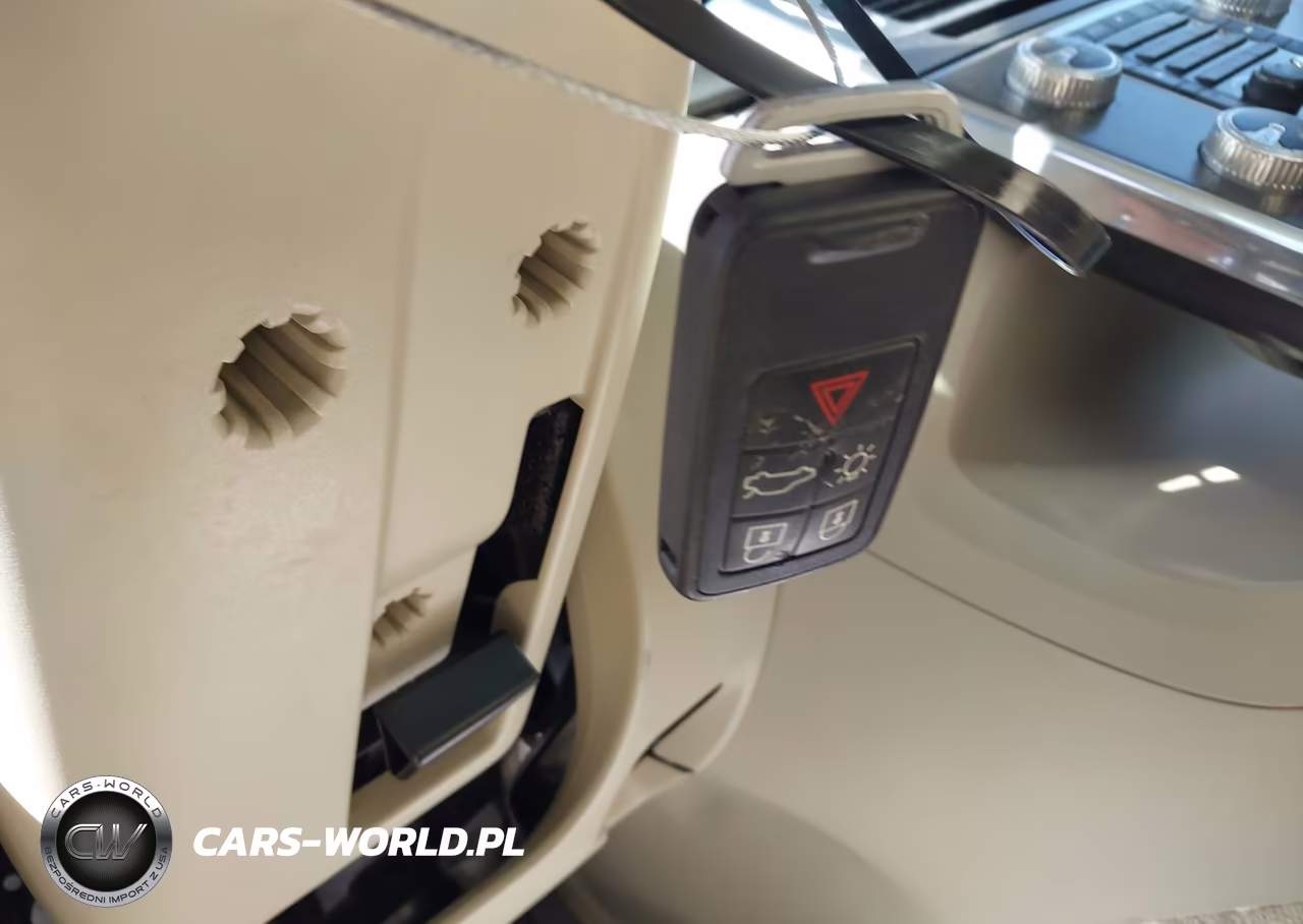 2015 Volvo S60 T5 Premier VIN:YV140MFK5F2360714 - 11