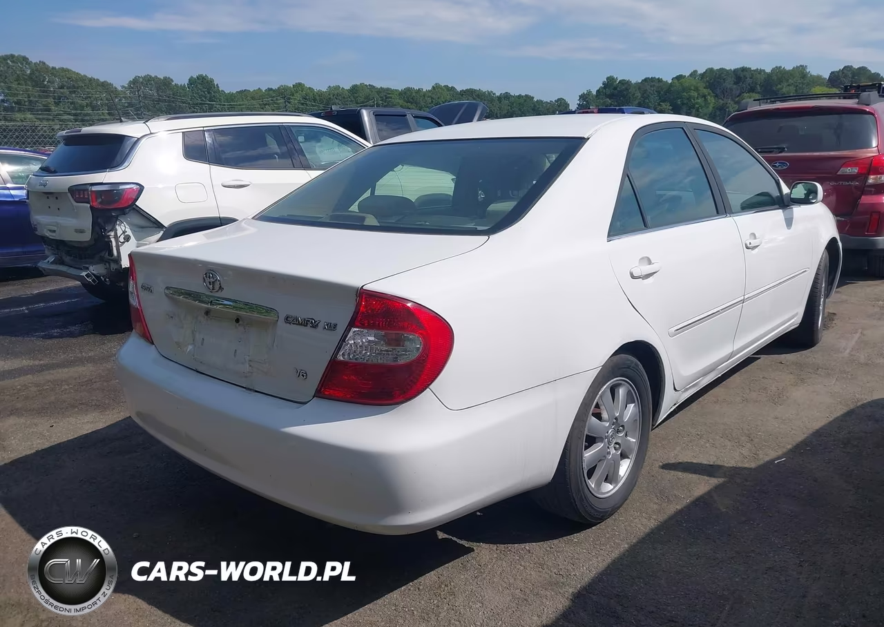 2003 Toyota Camry Xle V6 VIN:JTDBF30K930144211 - 4