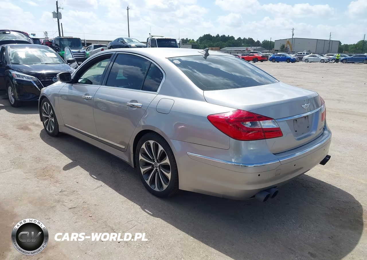 2012 Hyundai Genesis 5.0 R-Spec VIN:KMHGC4DH8CU184173 - 3