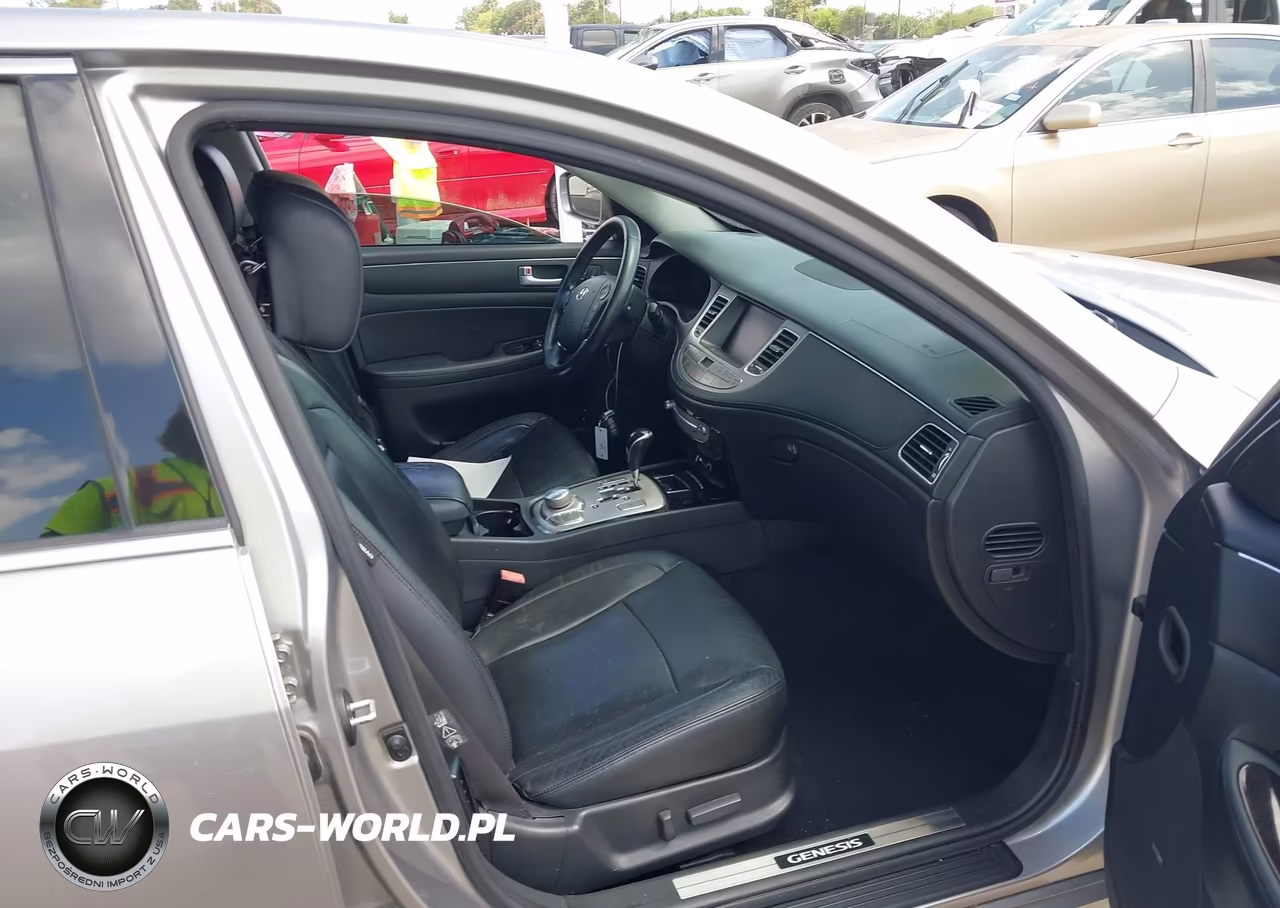 2012 Hyundai Genesis 5.0 R-Spec VIN:KMHGC4DH8CU184173 - 5