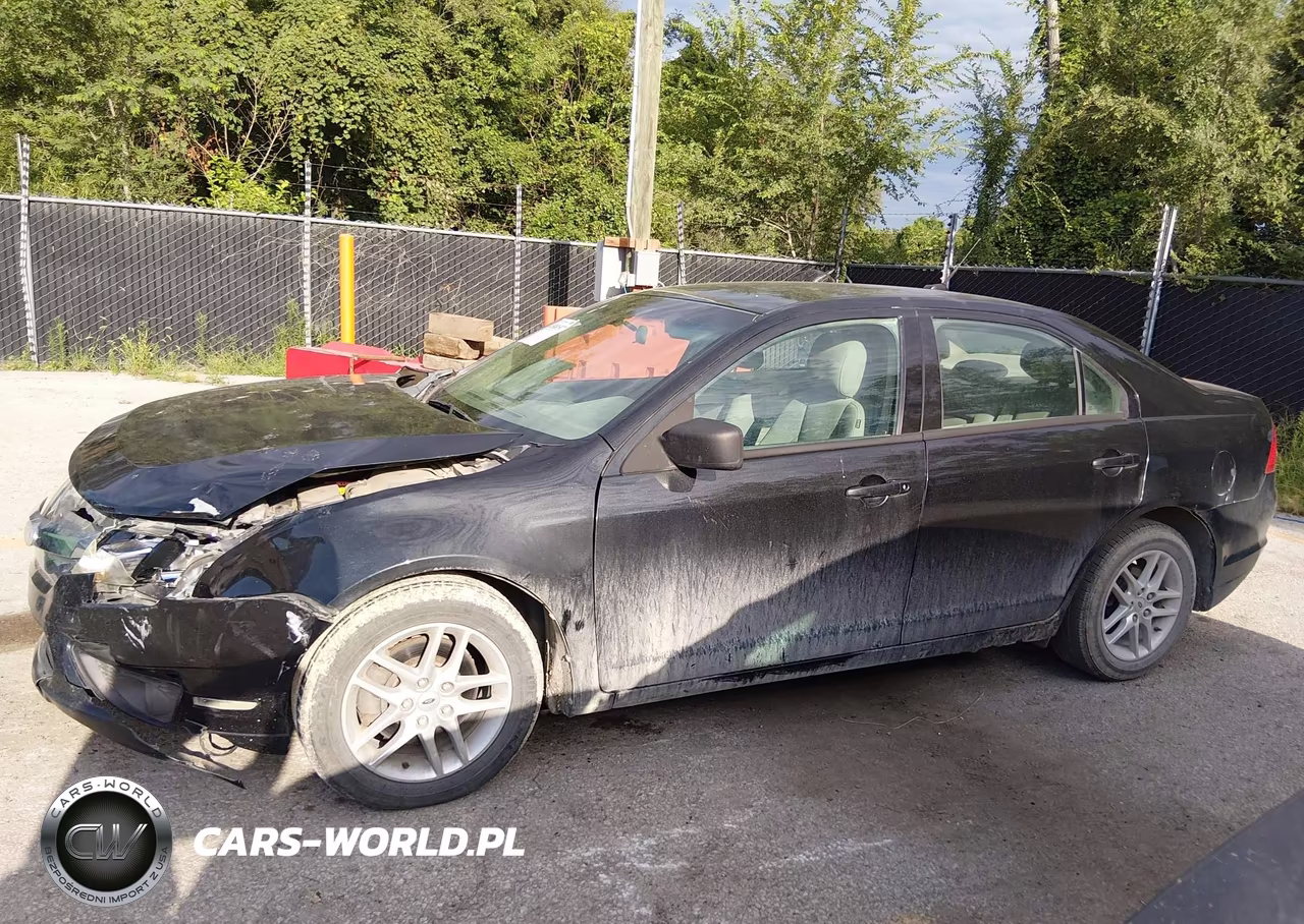 2012 Ford Fusion S VIN:3FAHP0GA8CR246950 - 15