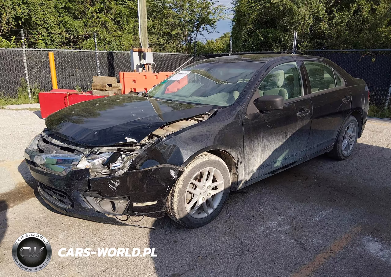 2012 Ford Fusion S VIN:3FAHP0GA8CR246950 - 2