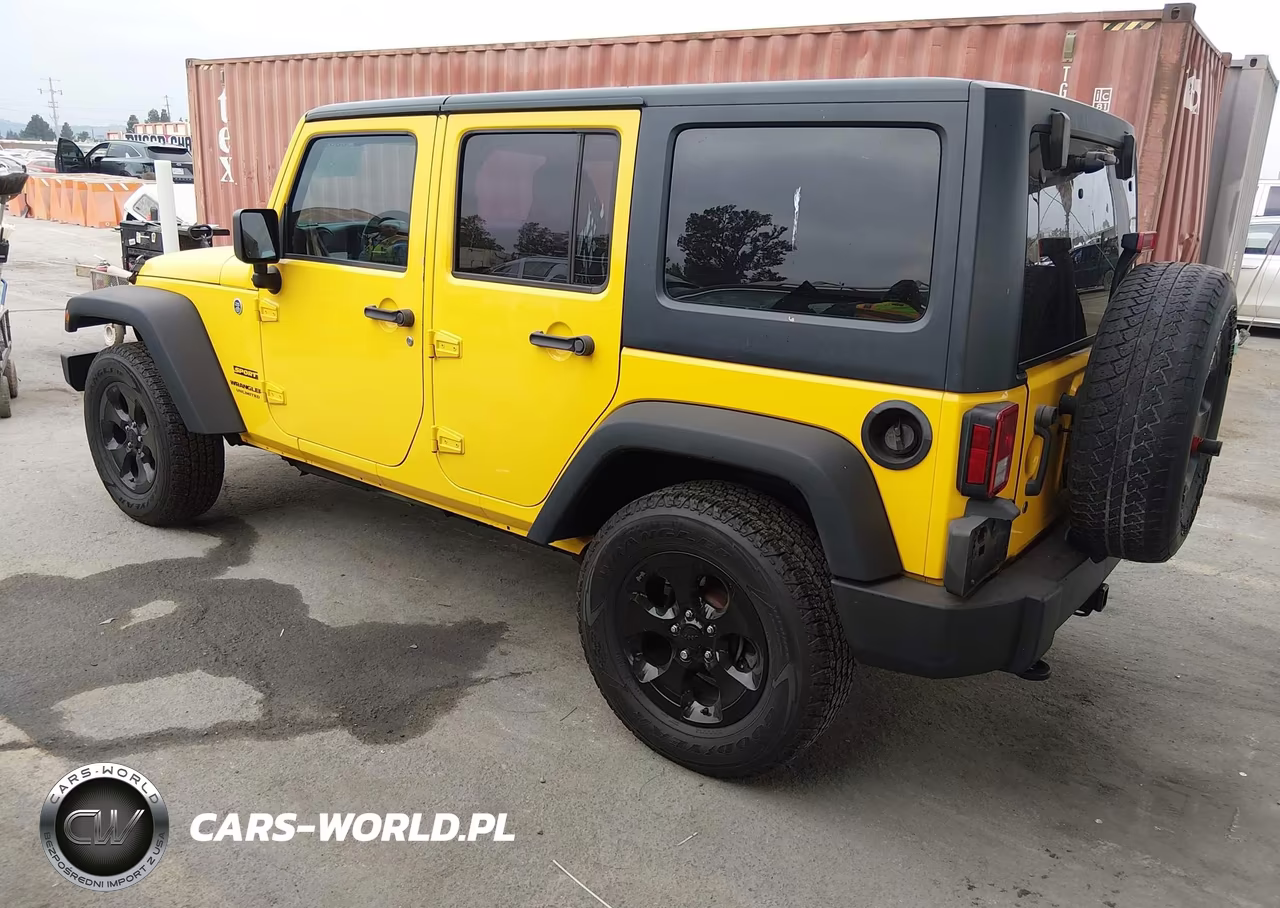 2015 Jeep Wrangler Unlimited Sport VIN:1C4BJWDG3FL625306 - 3