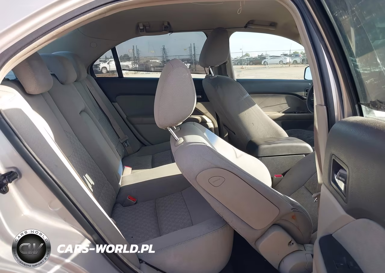 2010 Ford Fusion Se VIN:3FAHP0HA9AR141779 - 8