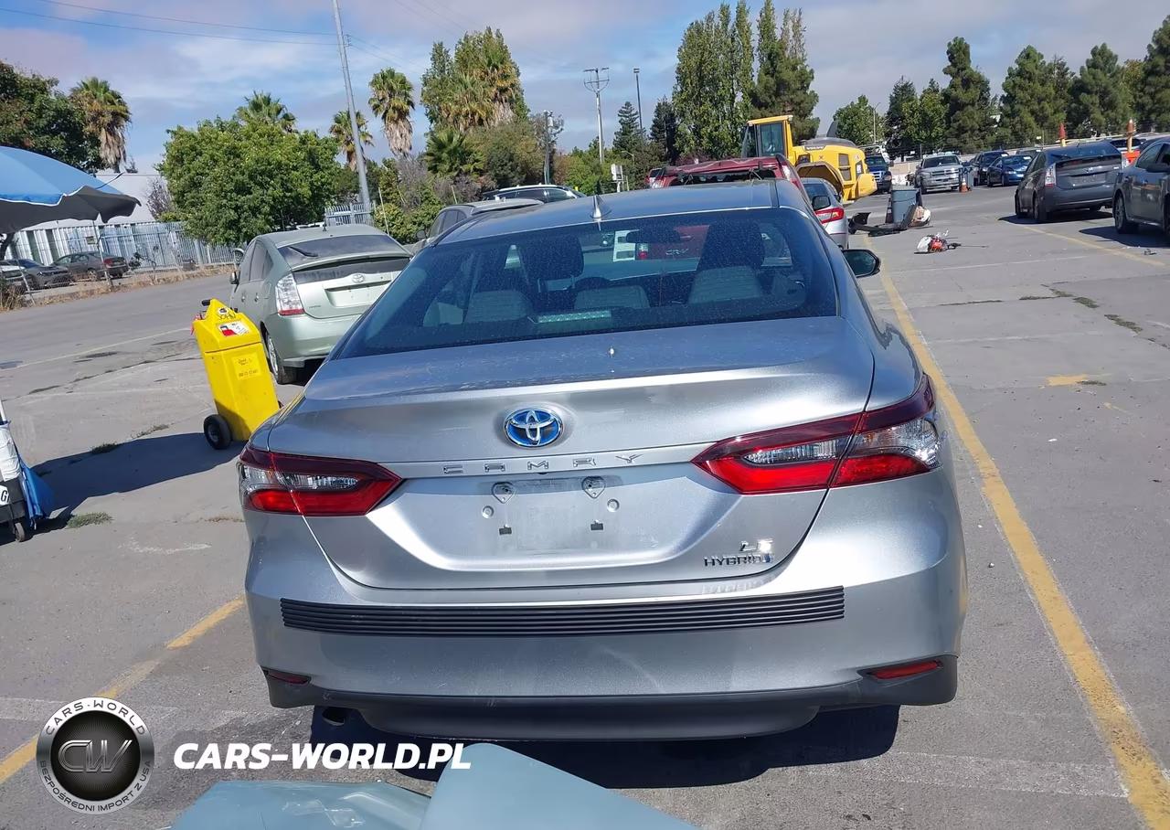 2024 Toyota Camry Hybrid Le VIN:4T1C31AK8RU626486 - 16