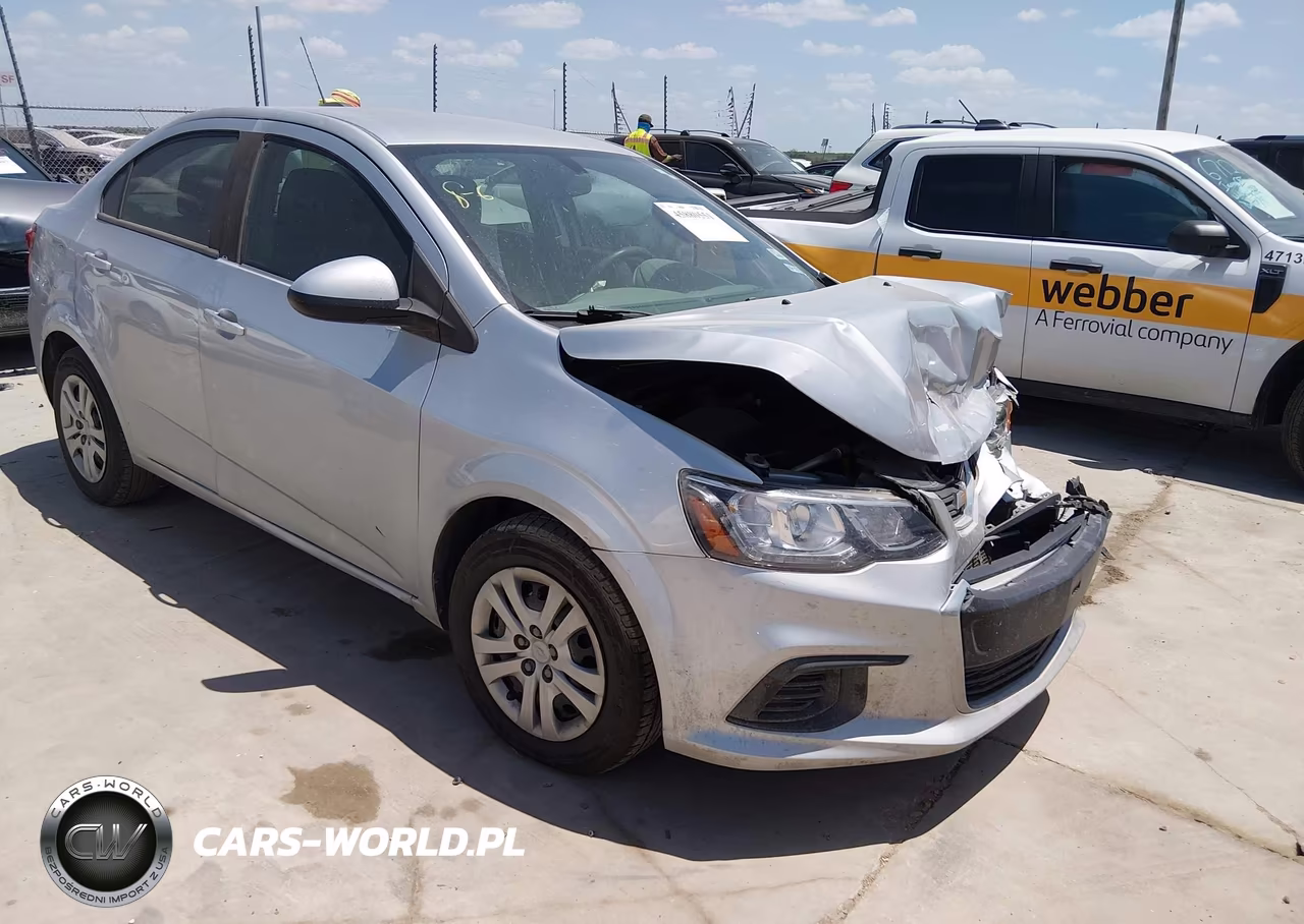 2017 Chevrolet Sonic Ls Auto – zdjęcie 1 z 16