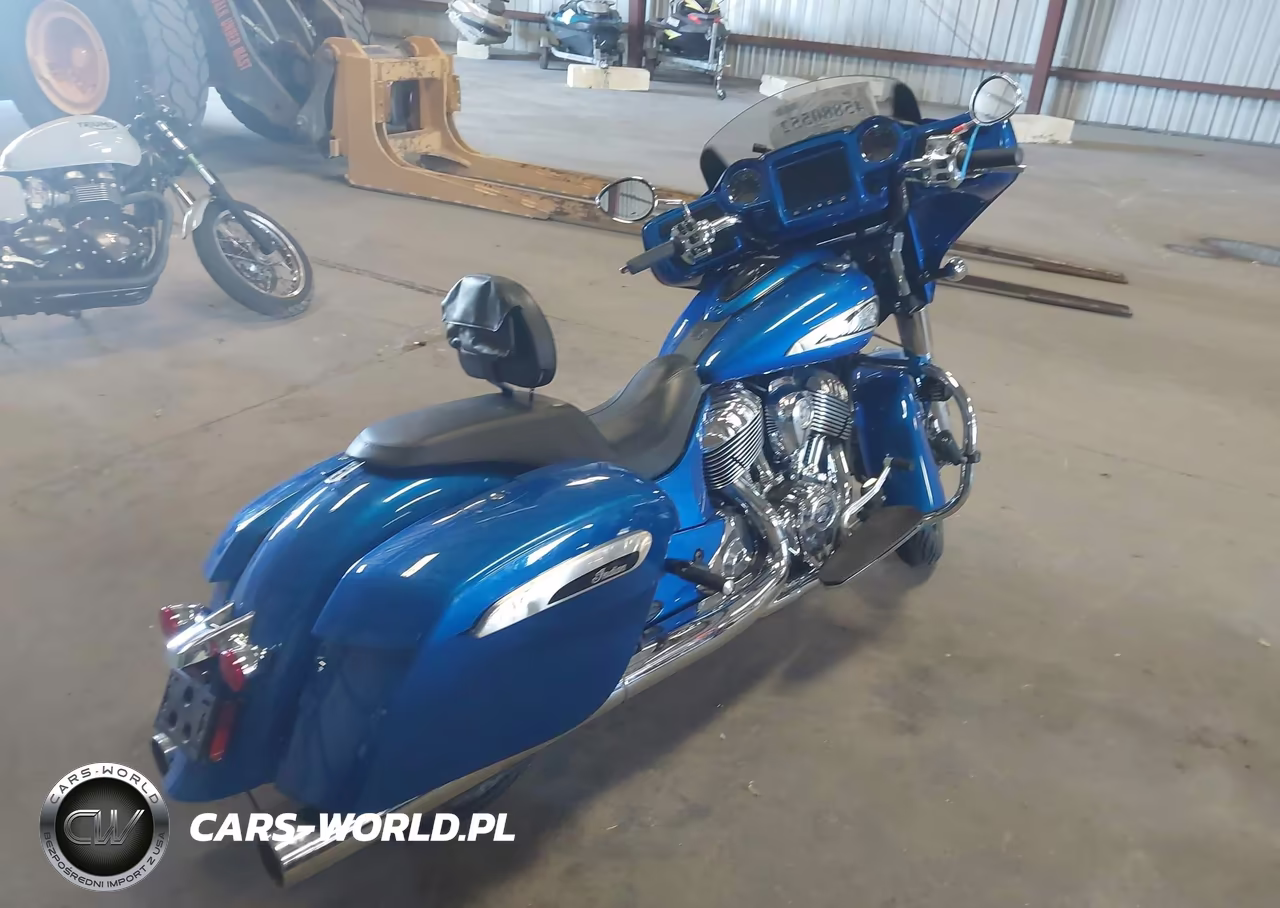 2020 Indian Motorcycle Co. Chieftain VIN:56KTCAAA3L3383642 - 4