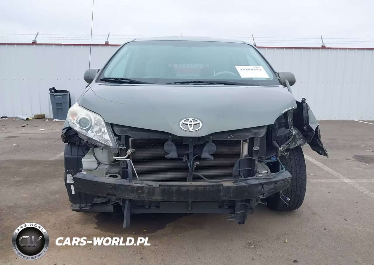 2013 Toyota Sienna Le V6 8 Passenger VIN:5TDKK3DC3DS379295 - 6