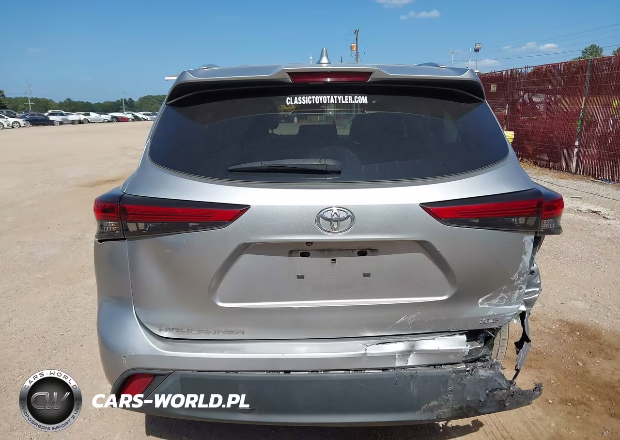 2022 Toyota Highlander Xle VIN:5TDGZRAH2NS121565 - 17