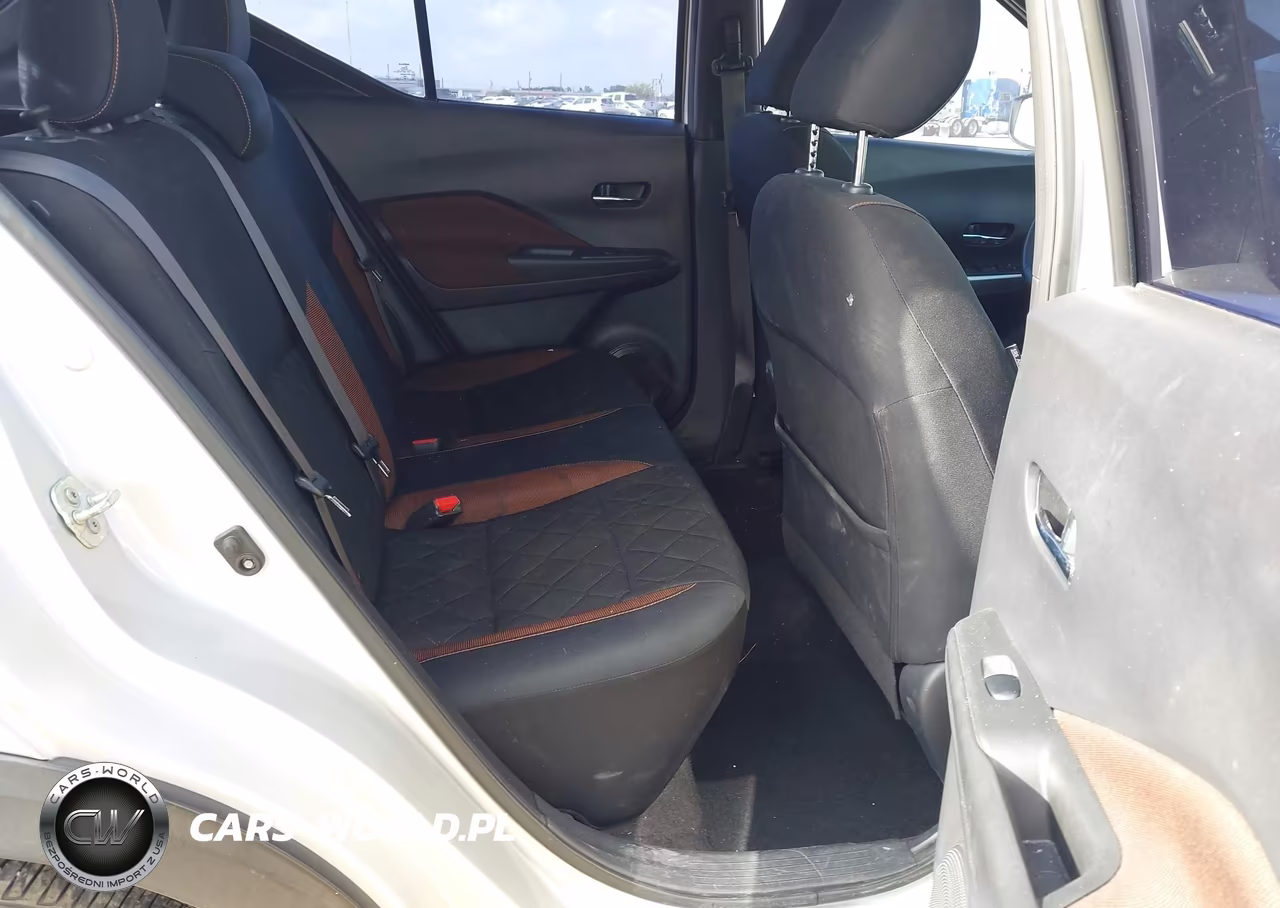 2019 Nissan Kicks Sr VIN:3N1CP5CU2KL542195 - 8