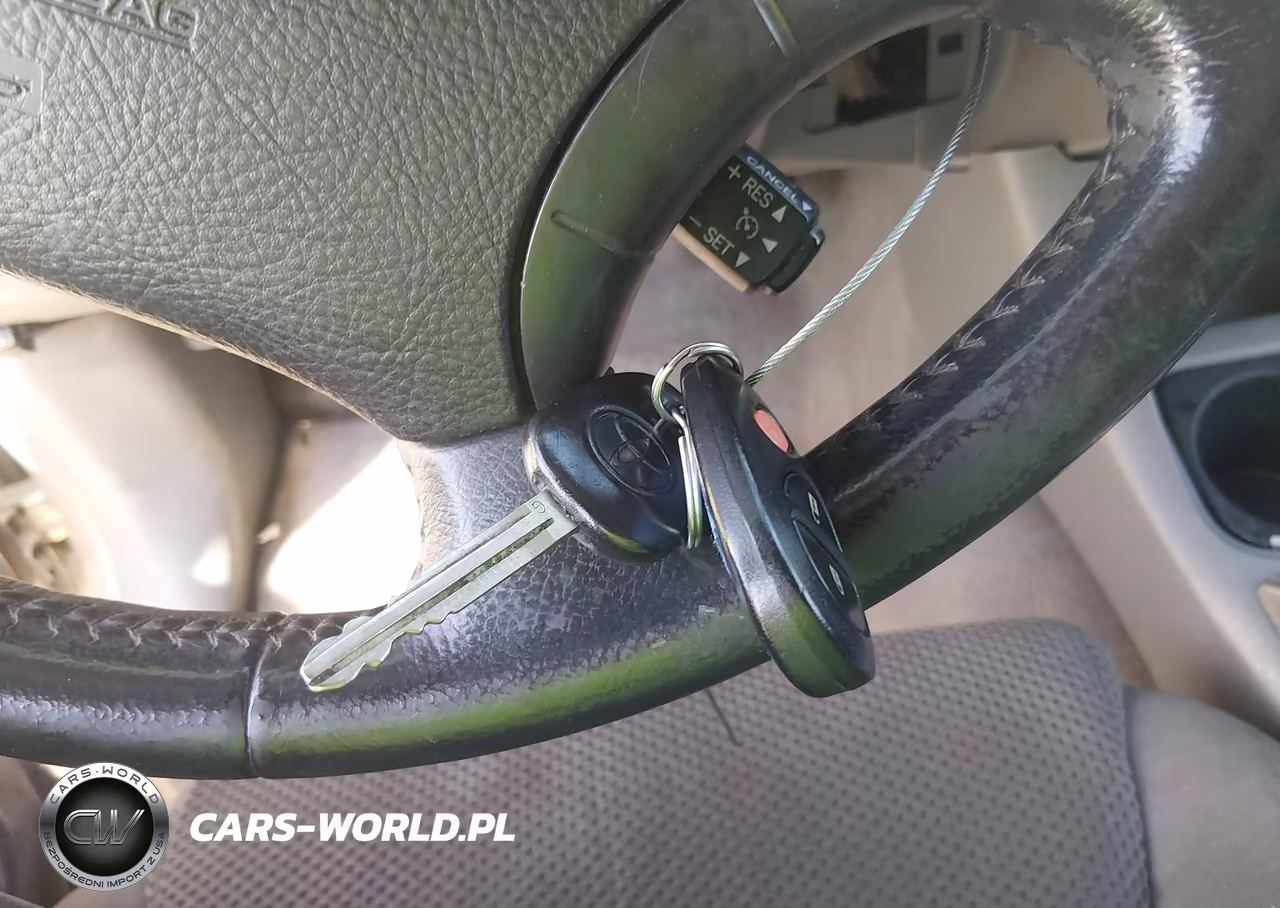2011 Toyota Tacoma Base V6 VIN:3TMLU4EN0BM060261 - 11