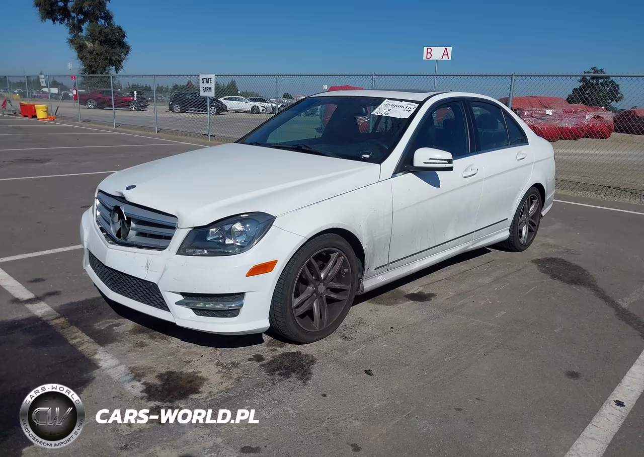 2013 Mercedes-Benz C 250 Sport VIN:WDDGF4HB5DA862324 - 2