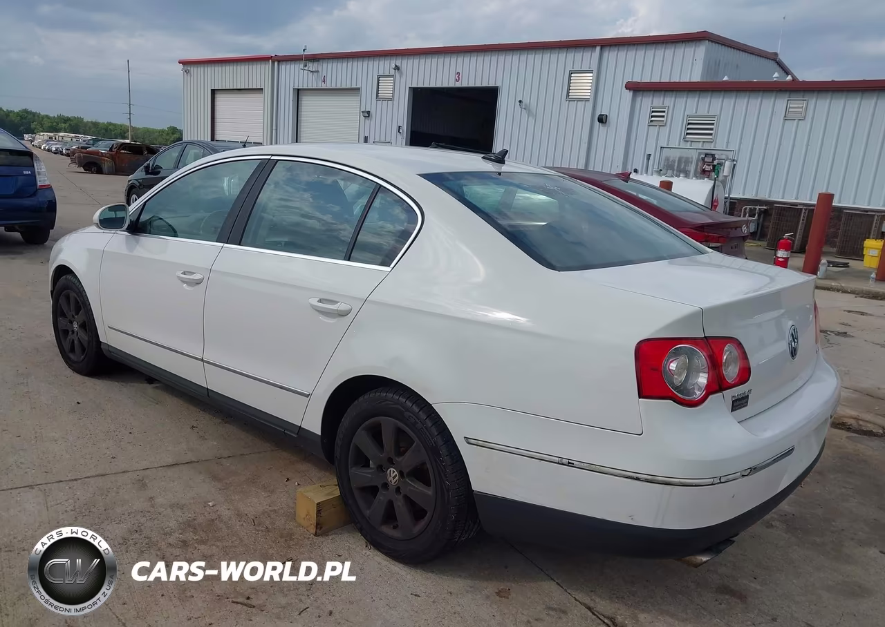2009 Volkswagen Passat Komfort VIN:WVWJK73C09P051080 - 3