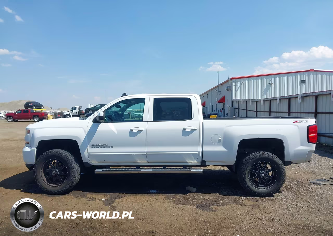 2017 Chevrolet Silverado 1500 Lt VIN:3GCUKREC4HG501192 - 14