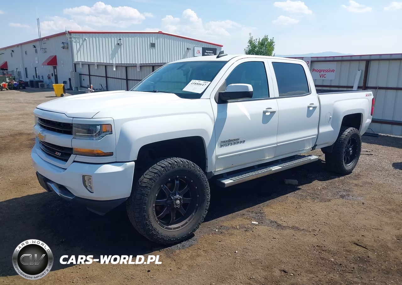 2017 Chevrolet Silverado 1500 Lt VIN:3GCUKREC4HG501192 - 2