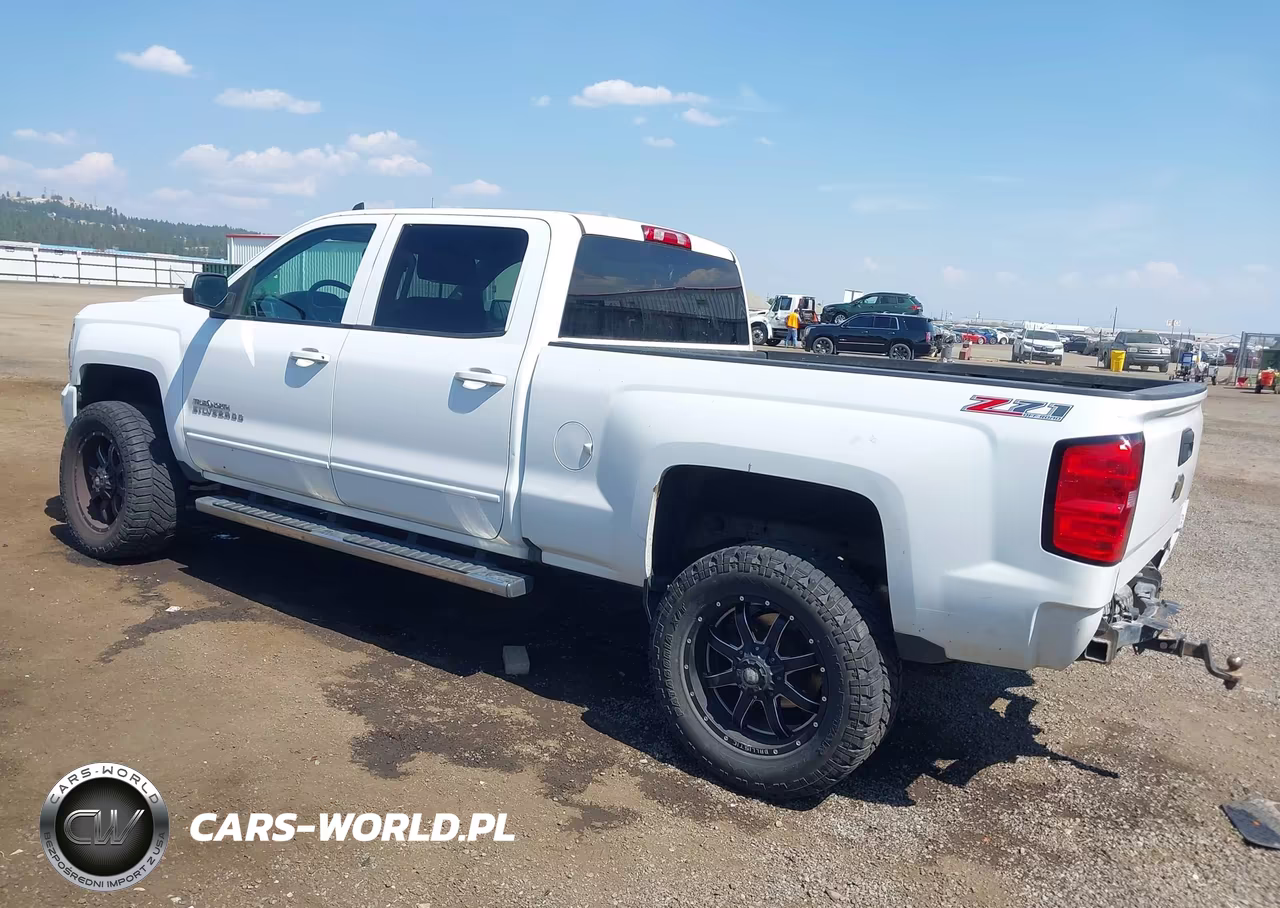 2017 Chevrolet Silverado 1500 Lt VIN:3GCUKREC4HG501192 - 3