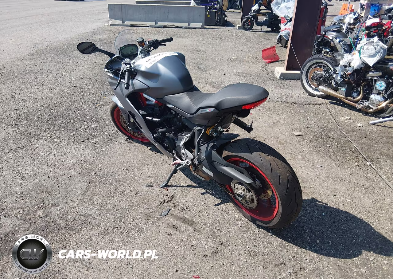 2019 Ducati Supersport VIN:ZDMVABDS7KB008246 - 3