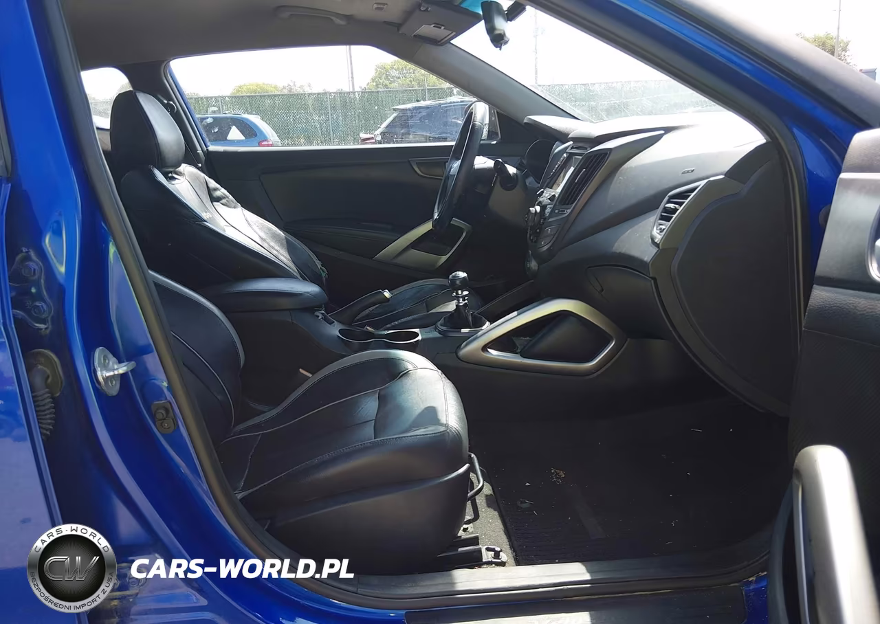 2015 Hyundai Veloster Turbo VIN:KMHTC6AEXFU223256 - 5