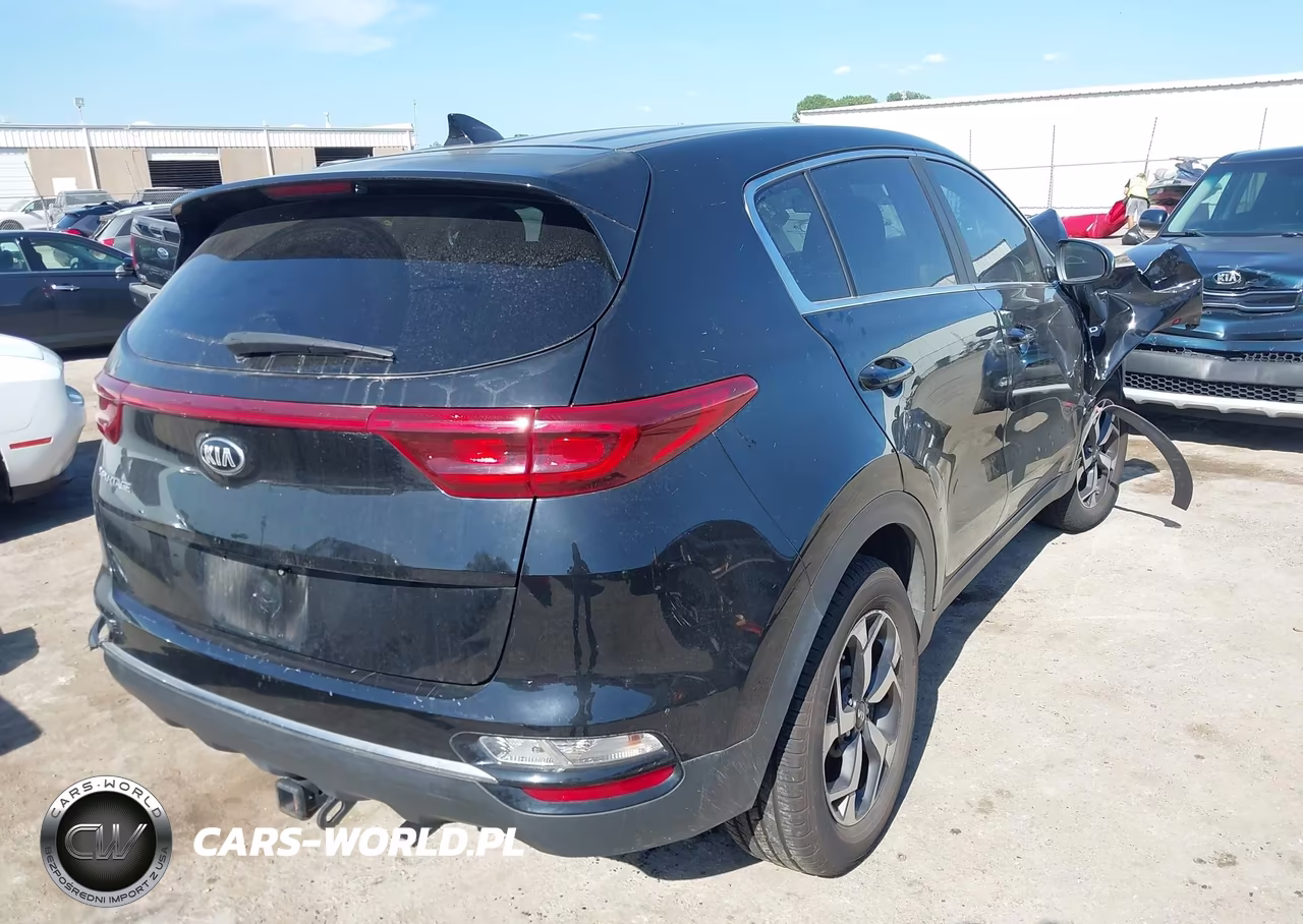 2020 Kia Sportage Lx VIN:KNDPMCAC1L7789784 - 4