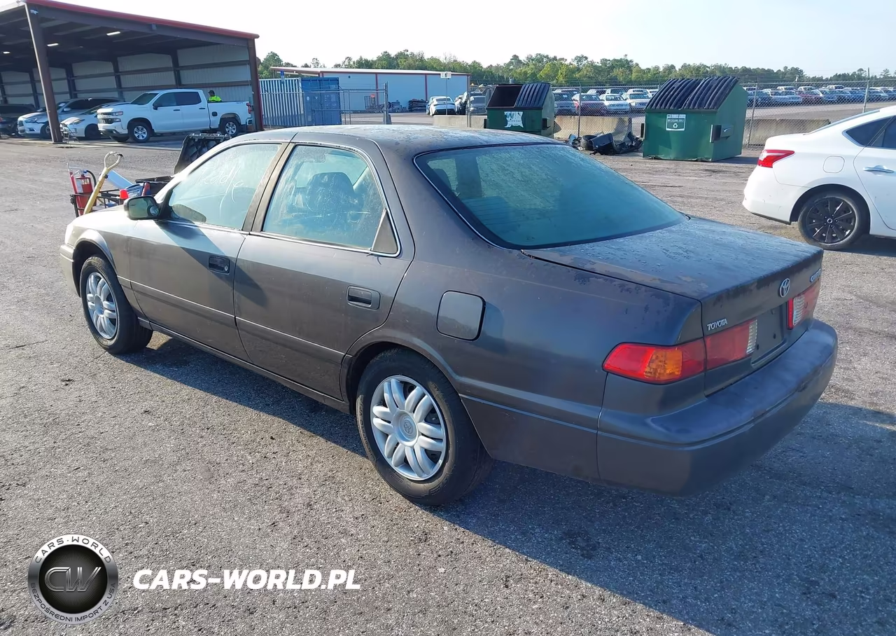 2001 Toyota Camry Le VIN:4T1BG22K21U820973 - 3