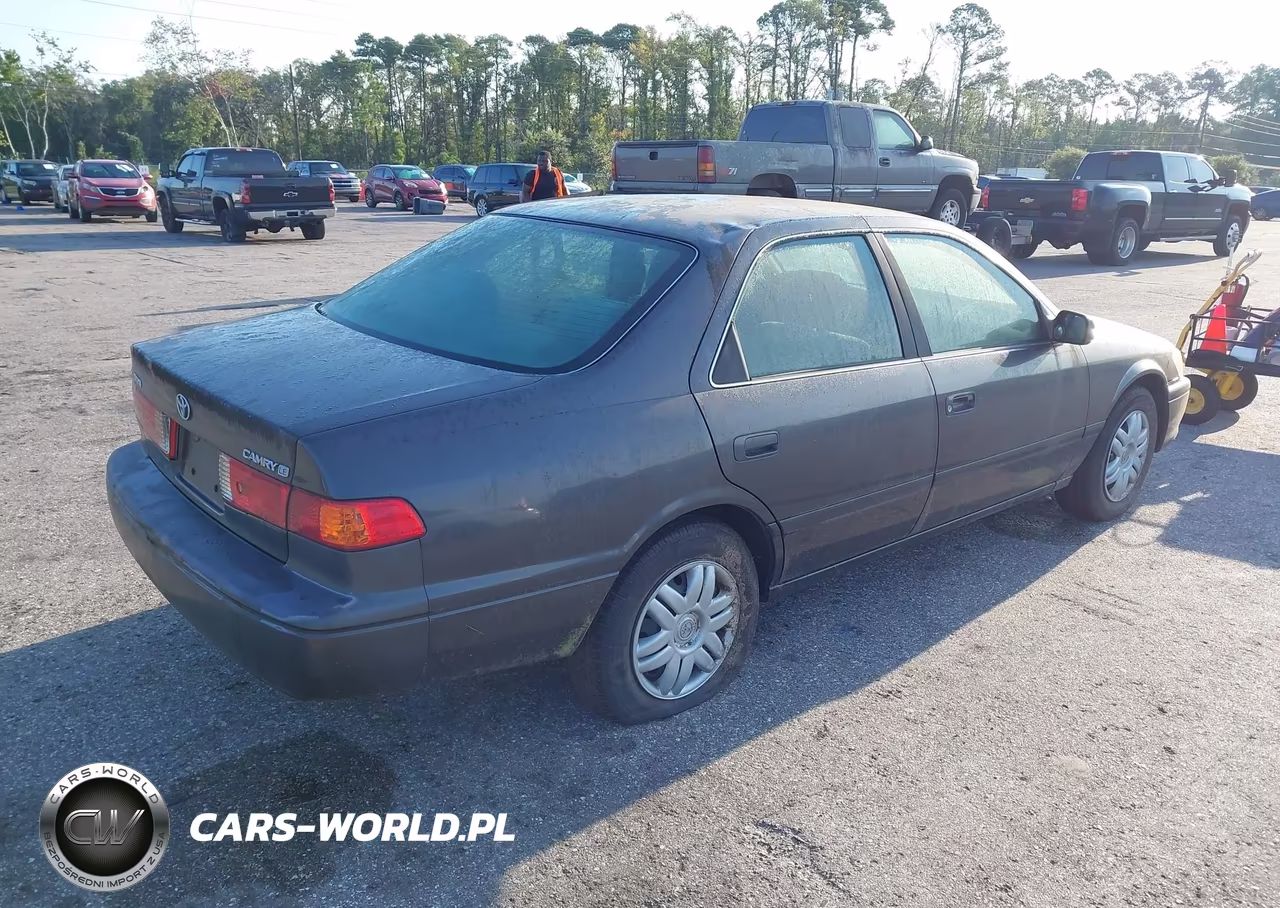2001 Toyota Camry Le VIN:4T1BG22K21U820973 - 4
