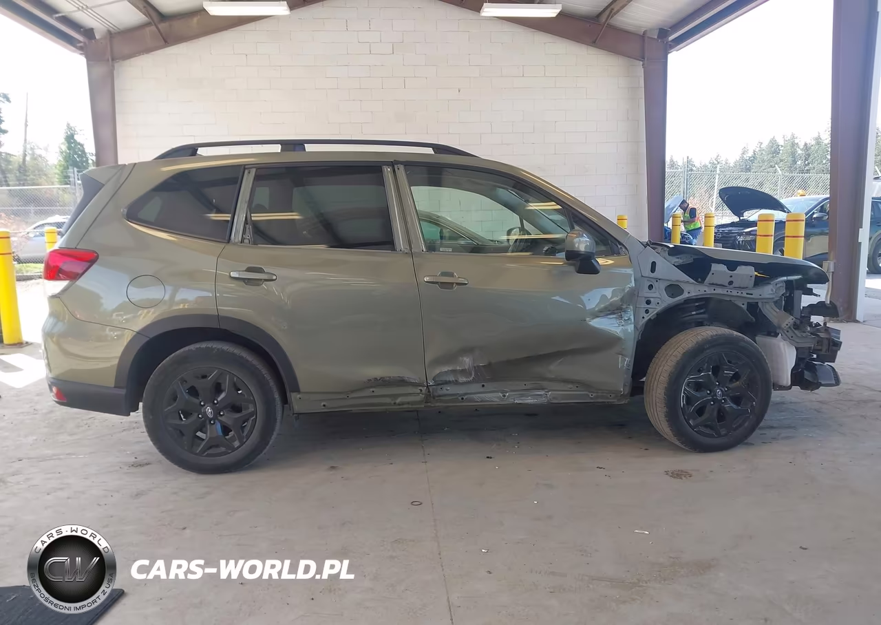 2020 Subaru Forester Premium VIN:JF2SKAGC9LH426978 - 14