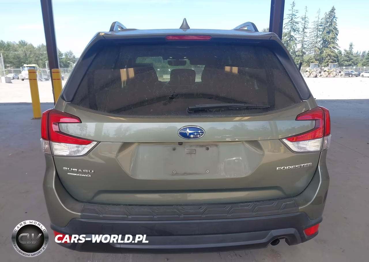 2020 Subaru Forester Premium VIN:JF2SKAGC9LH426978 - 17