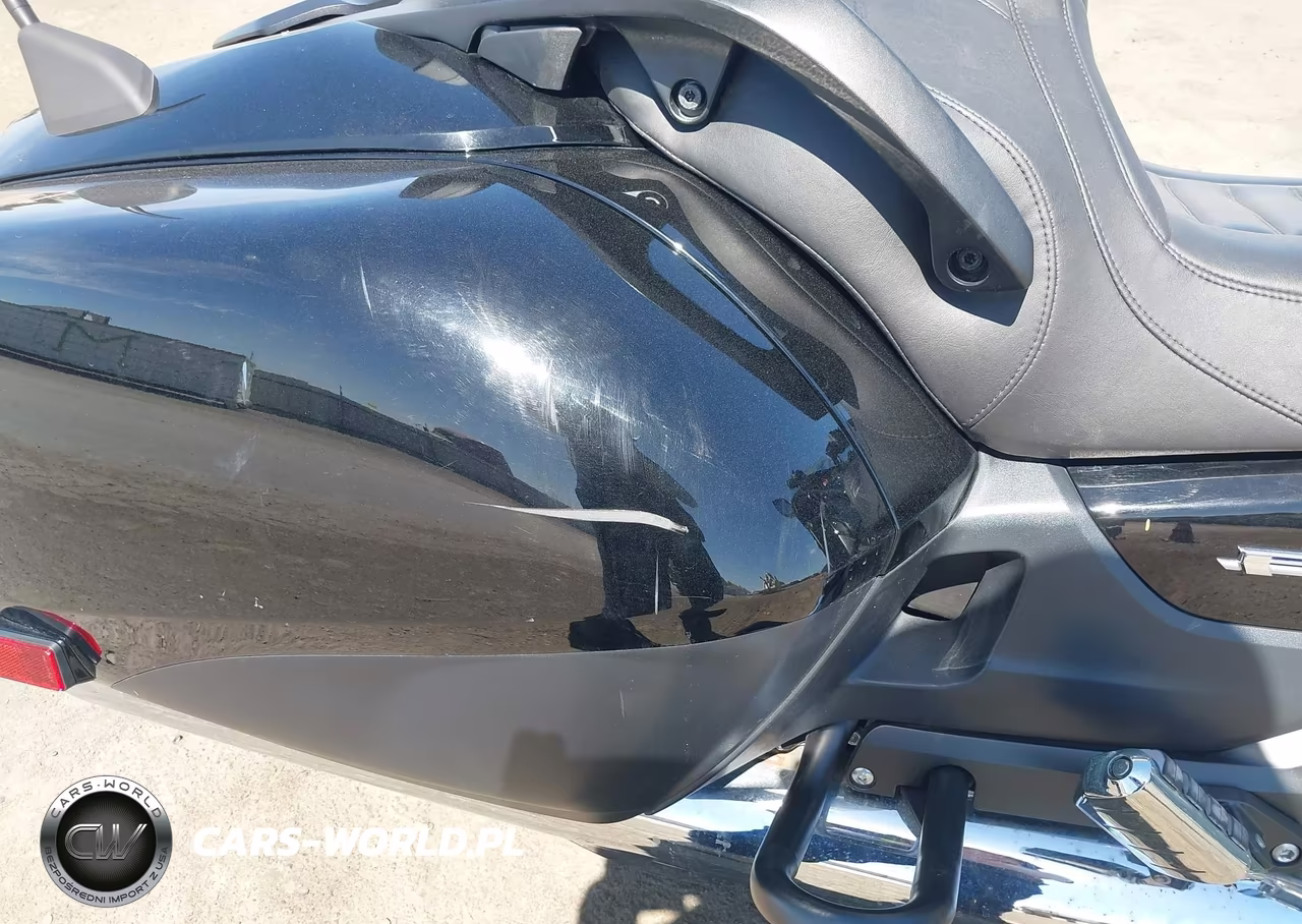 2013 Honda Gl1800 B VIN:JH2SC6840DK001127 - 14