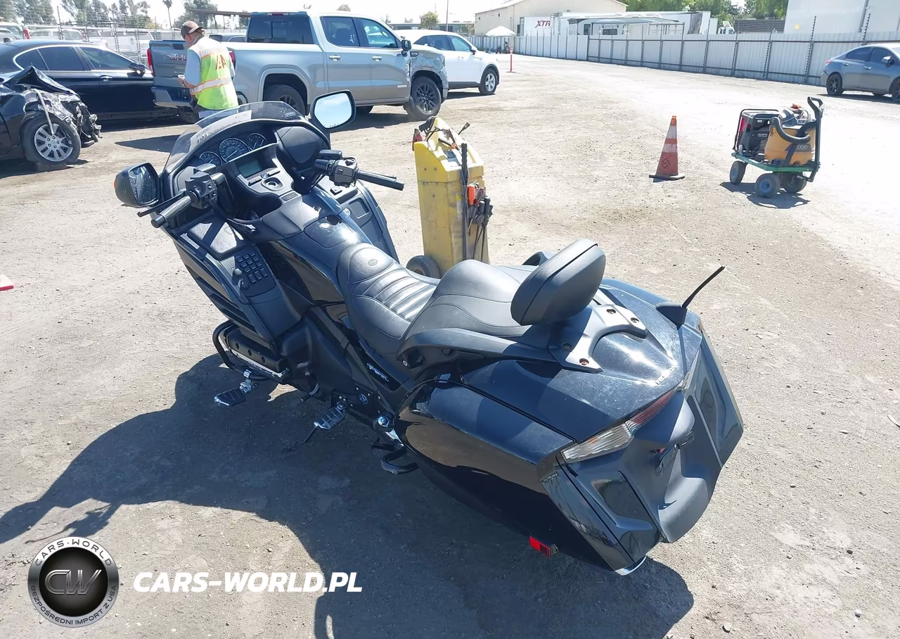 2013 Honda Gl1800 B VIN:JH2SC6840DK001127 - 3