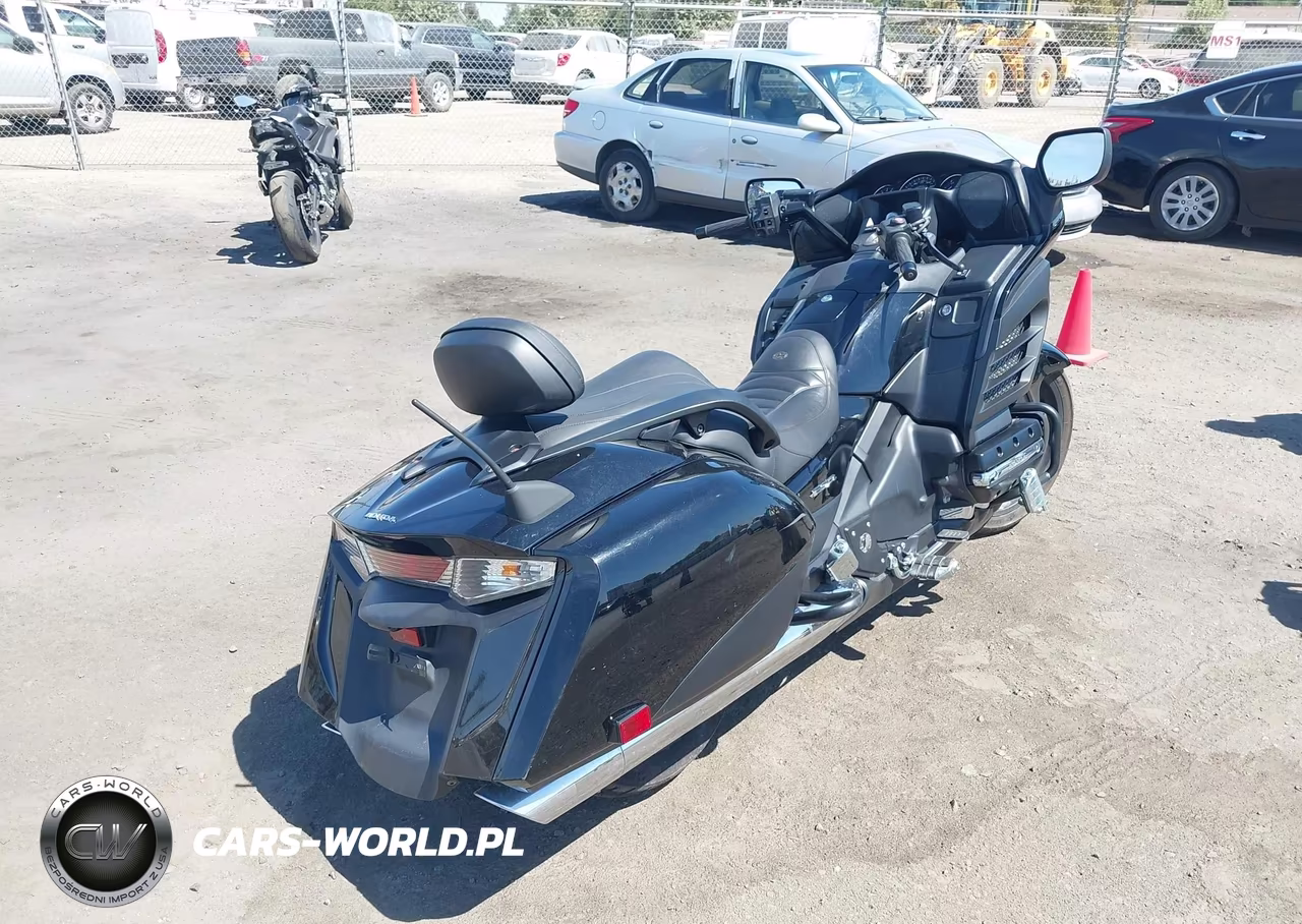 2013 Honda Gl1800 B VIN:JH2SC6840DK001127 - 4