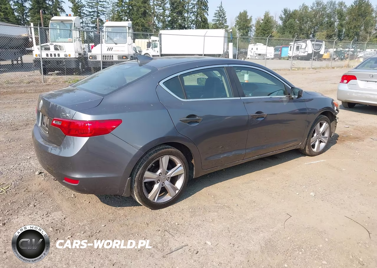 2013 Acura Ilx 2.0L VIN:19VDE1F53DE021412 - 4
