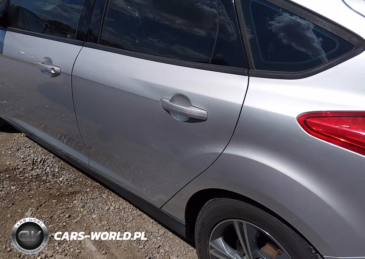 2014 Ford Focus Se VIN:1FADP3K22EL130158 - 6