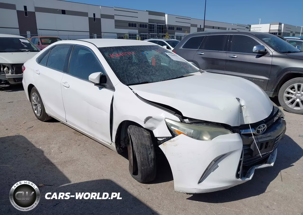 2016 Toyota Camry Le