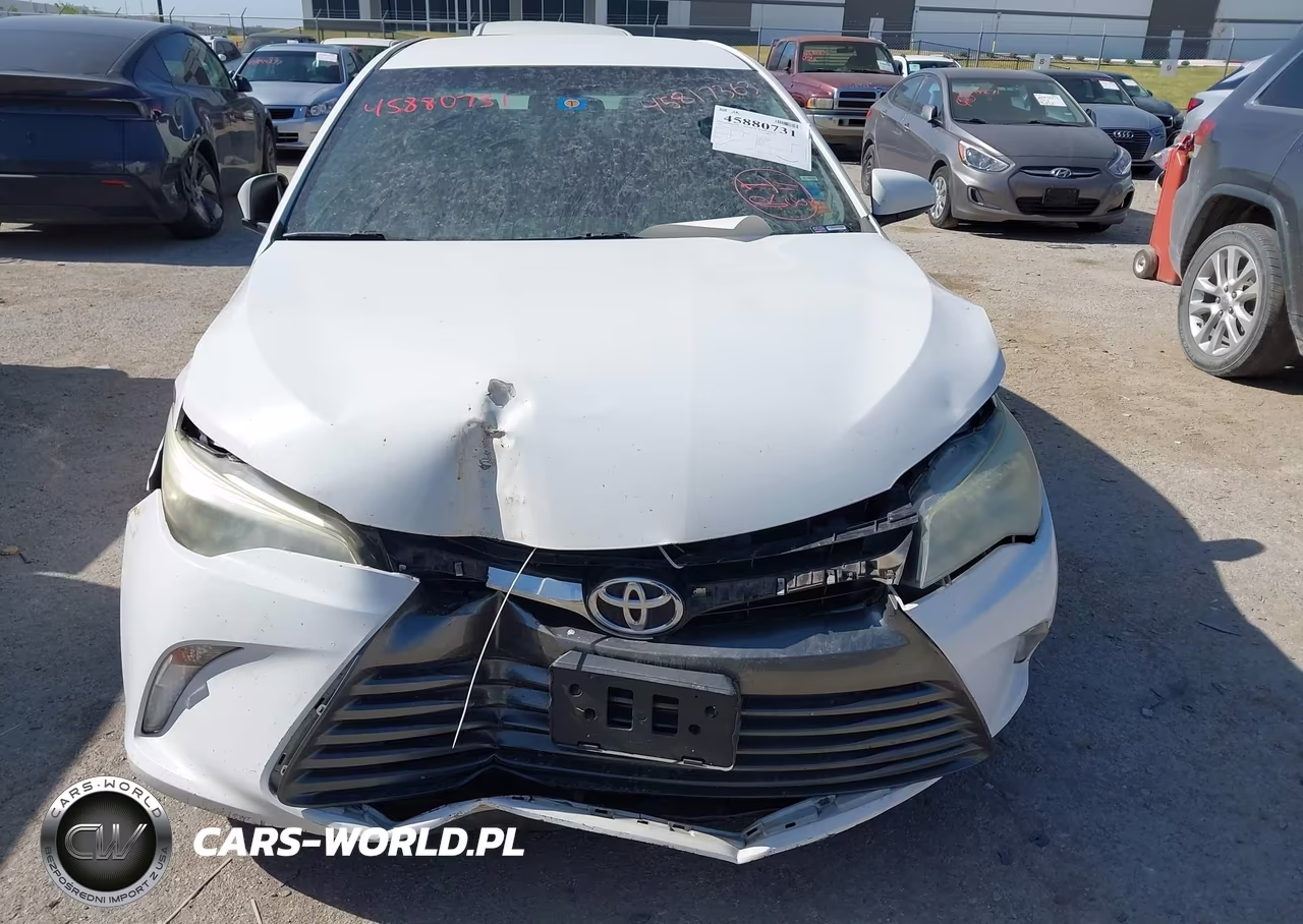 2016 Toyota Camry Le VIN:4T1BF1FK2GU563622 - 12