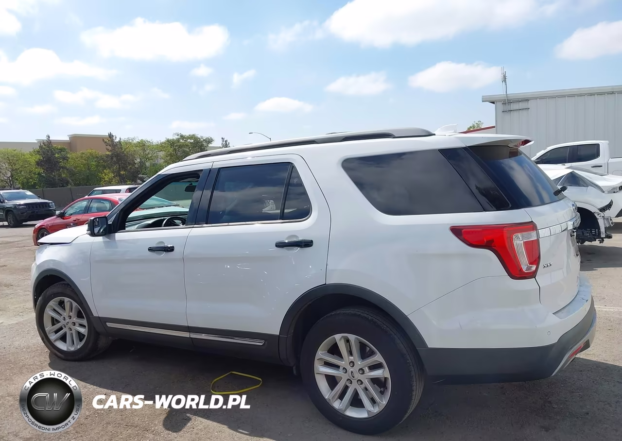 2016 Ford Explorer Xlt VIN:1FM5K7D88GGD03081 - 14
