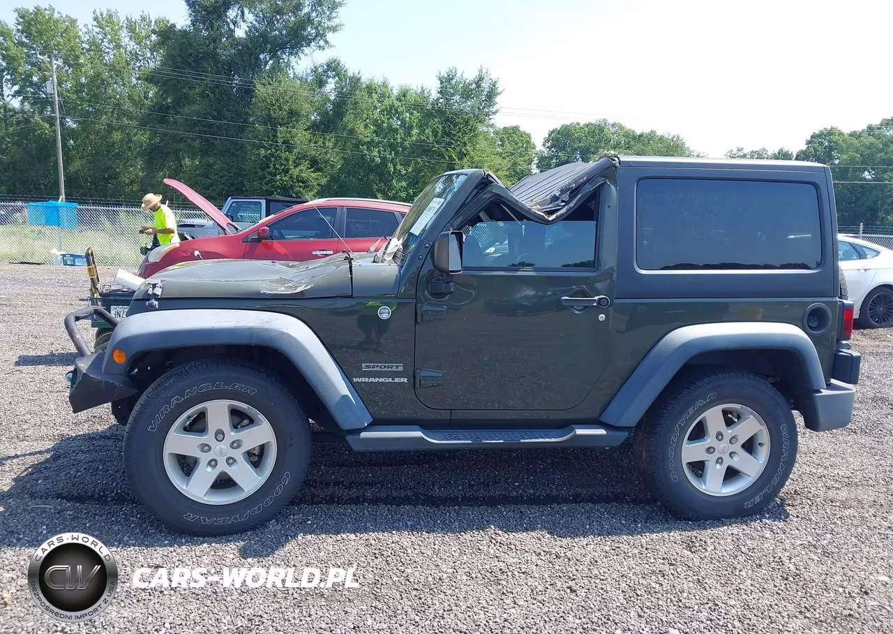 2015 Jeep Wrangler Sport VIN:1C4AJWAGXFL588819 - 14