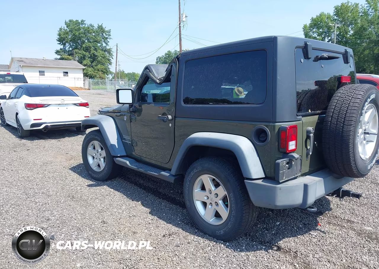 2015 Jeep Wrangler Sport VIN:1C4AJWAGXFL588819 - 3