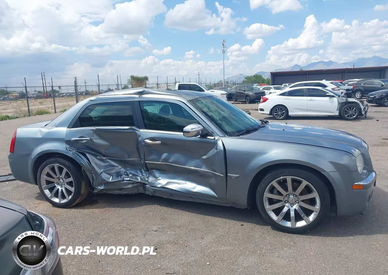 2007 Chrysler 300C VIN:2C3KA63HX7H724363 - 13