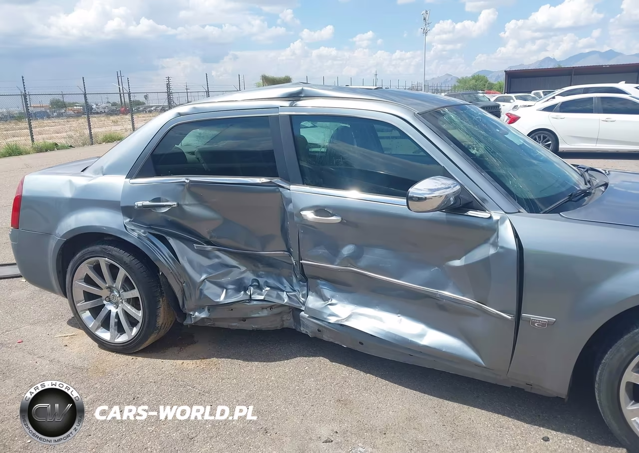 2007 Chrysler 300C VIN:2C3KA63HX7H724363 - 6