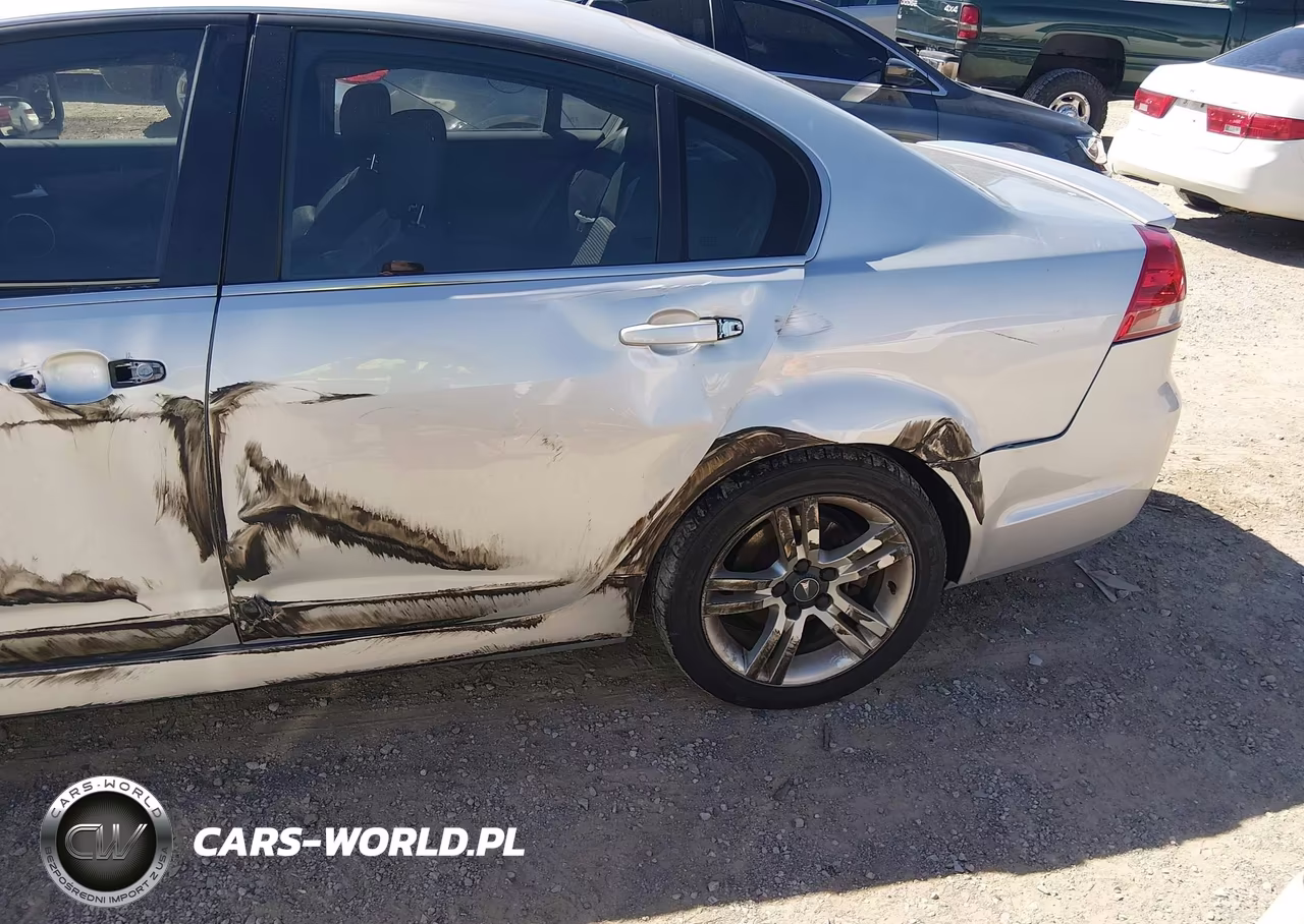 2009 Pontiac G8 VIN:6G2ER57719L217197 - 15