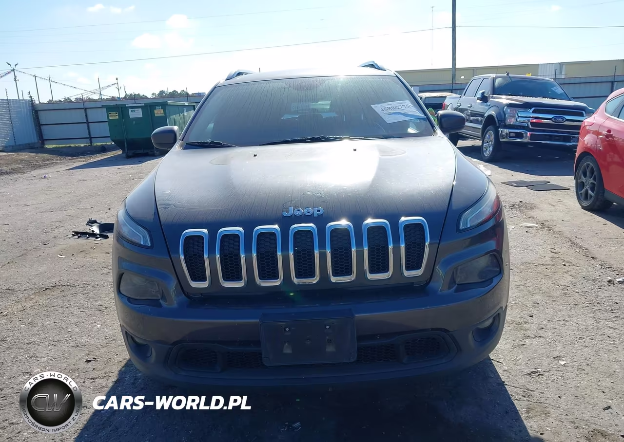 2015 Jeep Cherokee Latitude VIN:1C4PJLCB2FW791079 - 13