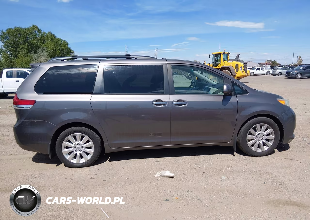 2012 Toyota Sienna Limited 7 Passenger VIN:5TDDK3DC8CS030771 - 14