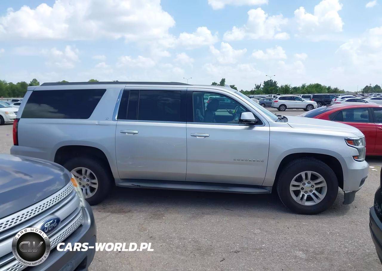 2015 Chevrolet Suburban Lt VIN:1GNSCJKC1FR565656 - 13