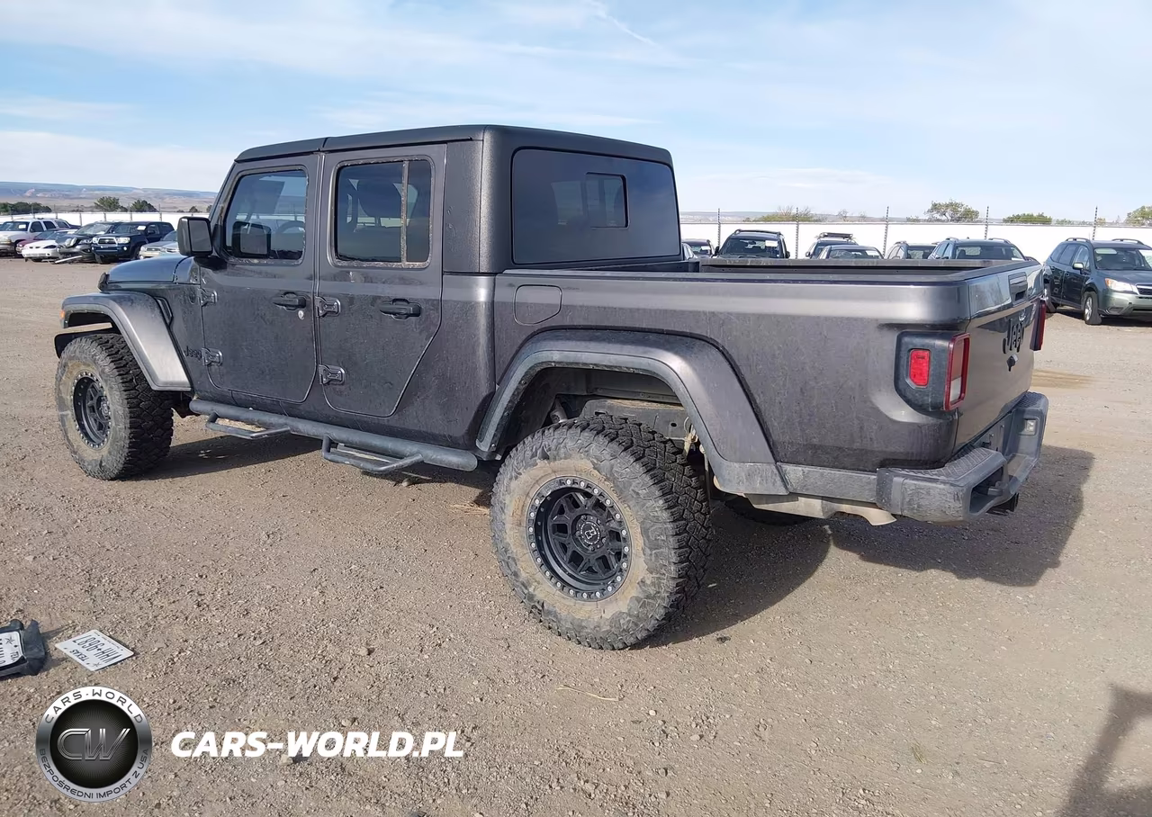 2021 Jeep Gladiator Willys 4X4 VIN:1C6HJTAG2ML563639 - 3